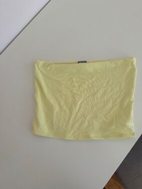 Yellow Tilly’s tube top